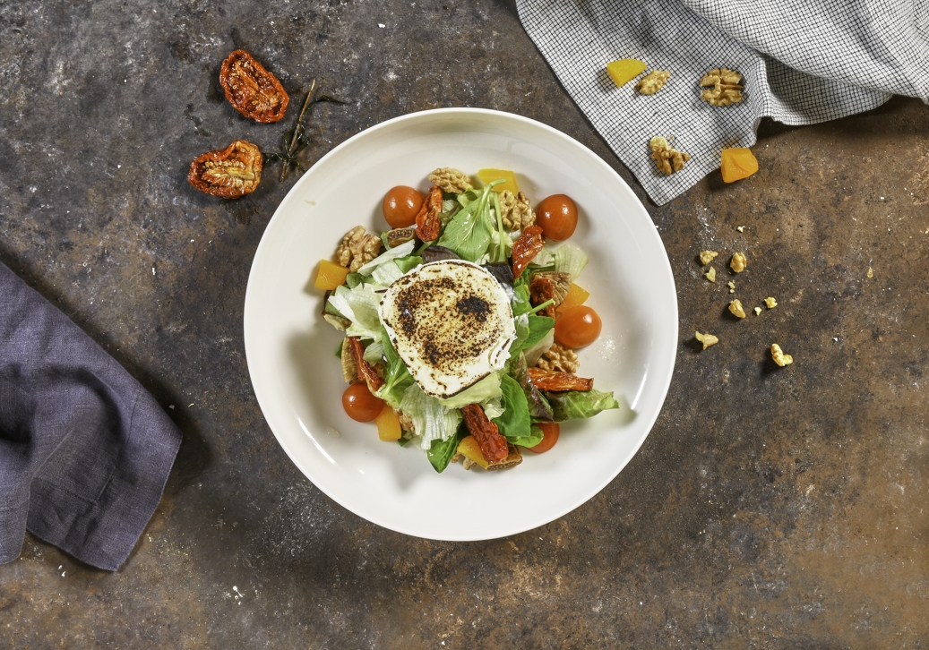 Ilık Keçi Peyniri Salata